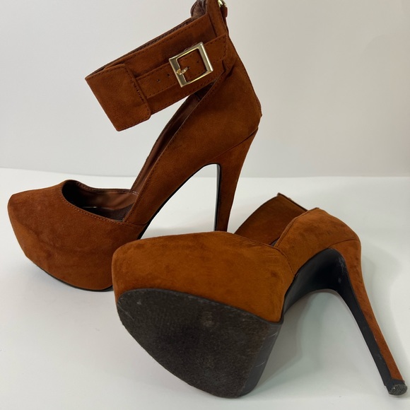 Women’s Rust colored block heels with ankle strap size 7 1/2 - Picture 2 of 6